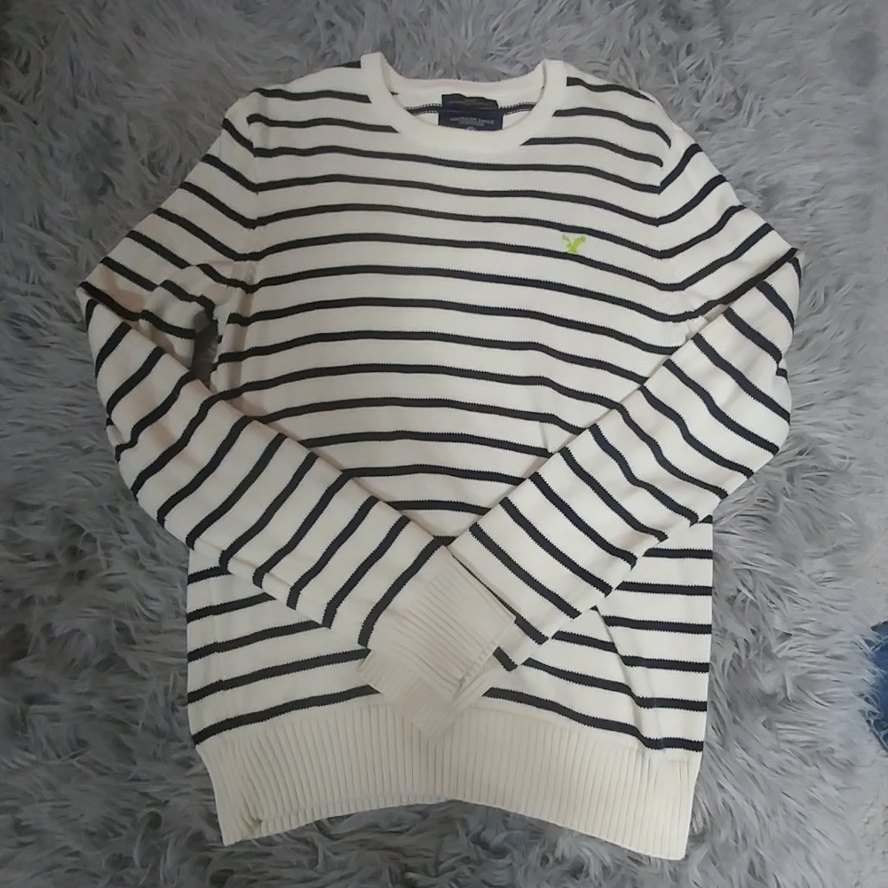 American eagle athletic fit sweater